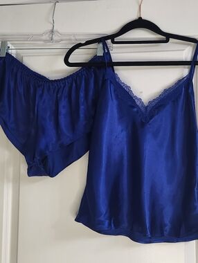 Linea Donatella Satin Lace Trim Cami & Ruffle Shorts Set - Blue Size Medium NWT